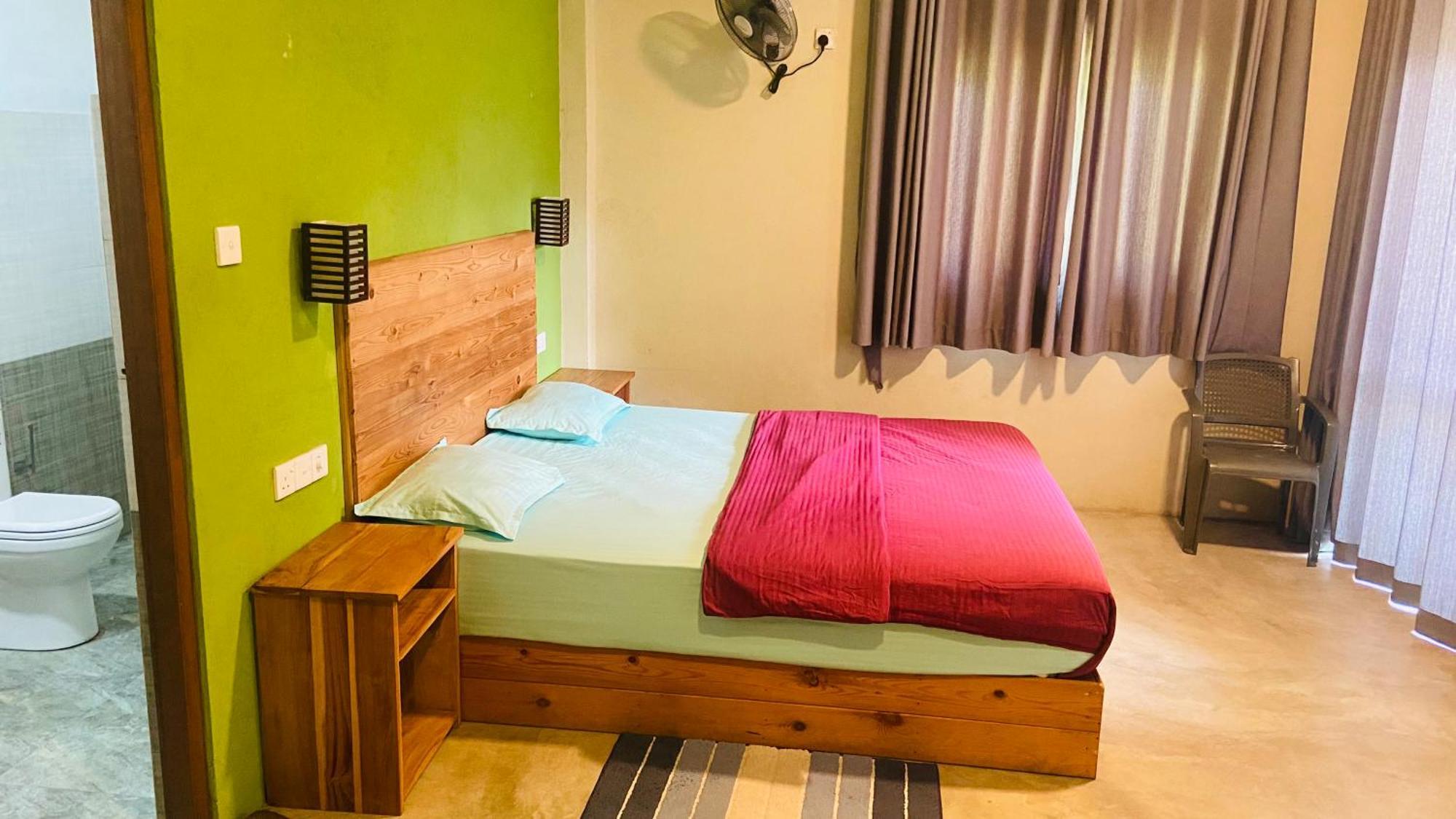 Raveena Guest House เอลลา ภายนอก รูปภาพ