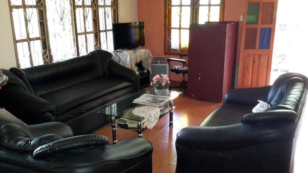 Raveena Guest House เอลลา ภายนอก รูปภาพ