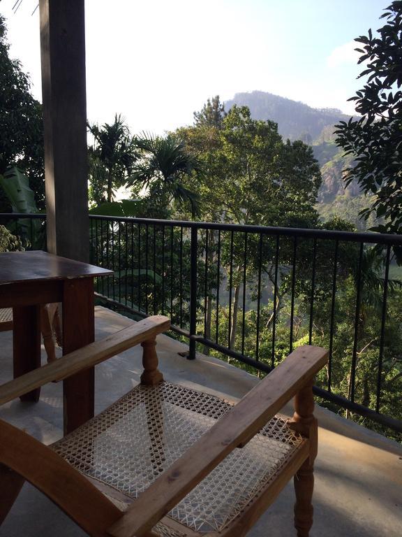Raveena Guest House เอลลา ภายนอก รูปภาพ